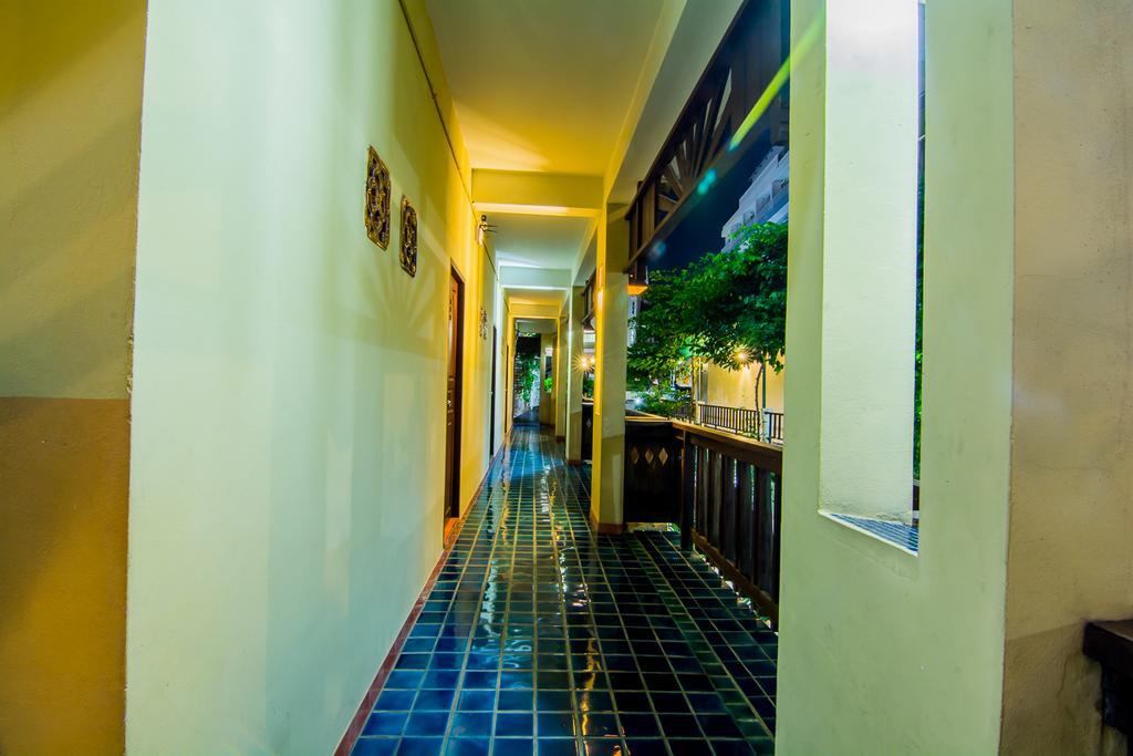 สุทัศน์คอร์ท 2 Hotel Pattaya ภายนอก รูปภาพ
