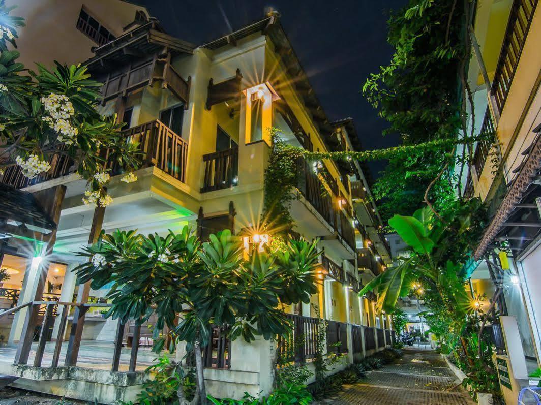 สุทัศน์คอร์ท 2 Hotel Pattaya ภายนอก รูปภาพ