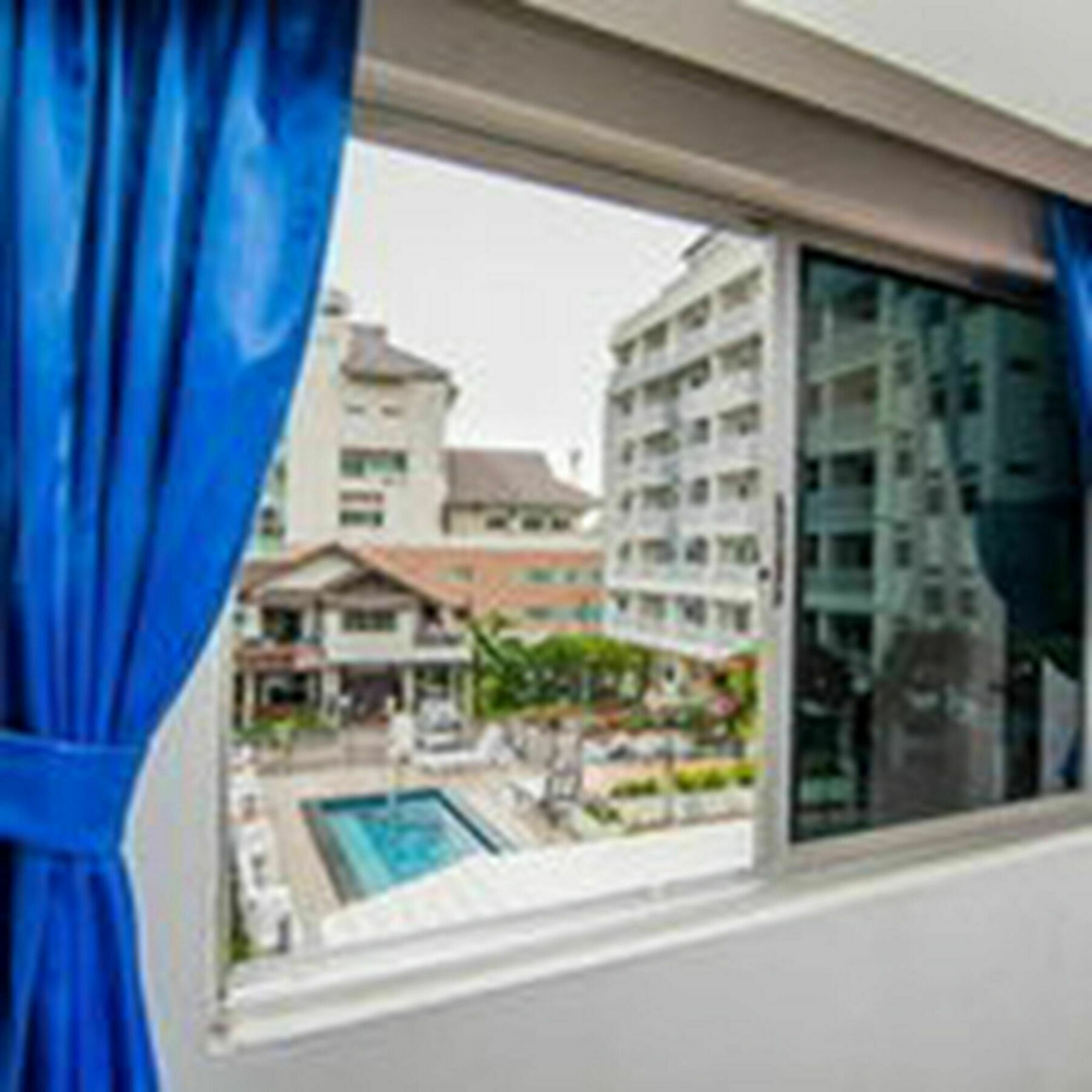 สุทัศน์คอร์ท 2 Hotel Pattaya ภายนอก รูปภาพ