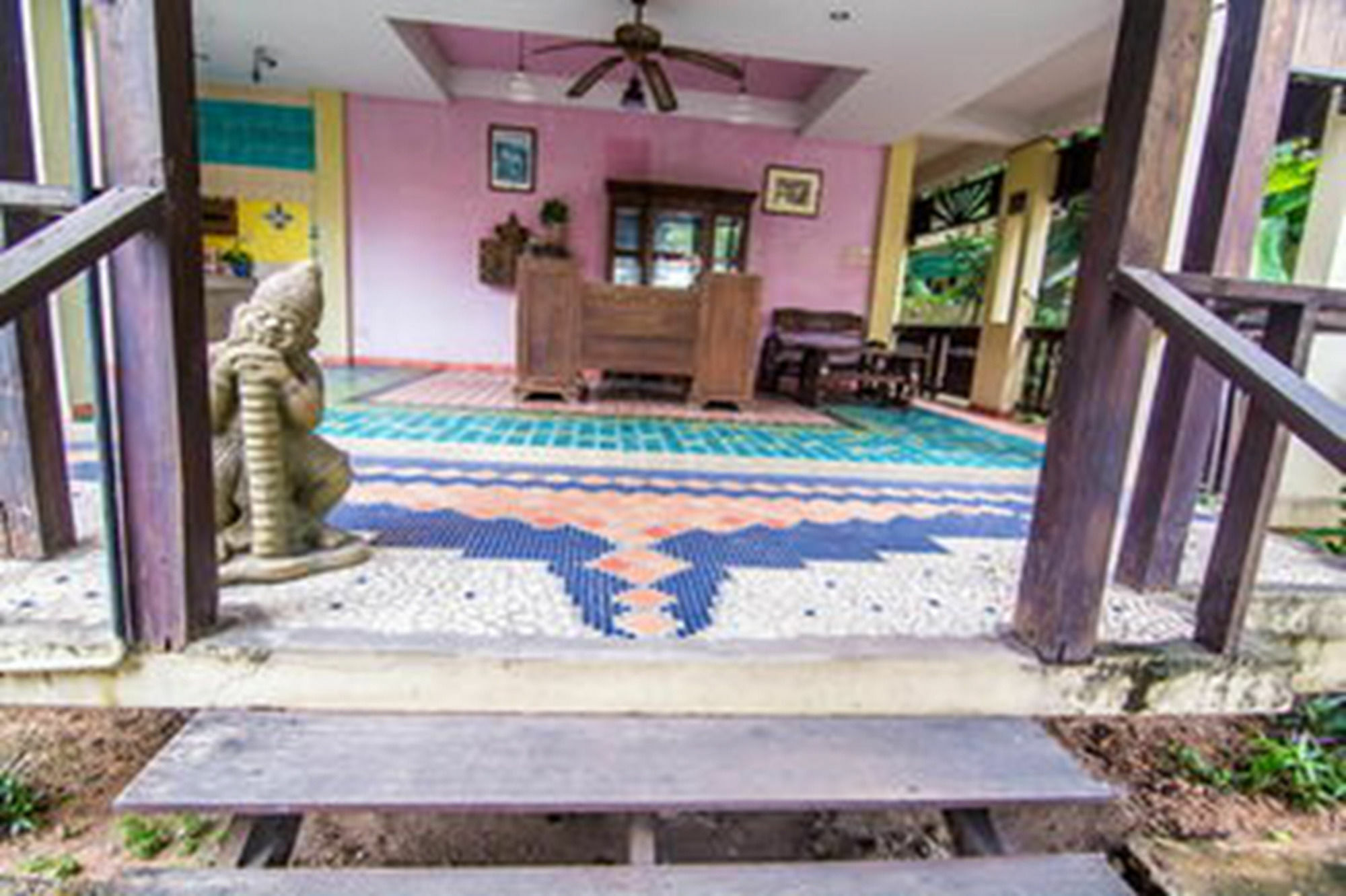 สุทัศน์คอร์ท 2 Hotel Pattaya ภายนอก รูปภาพ